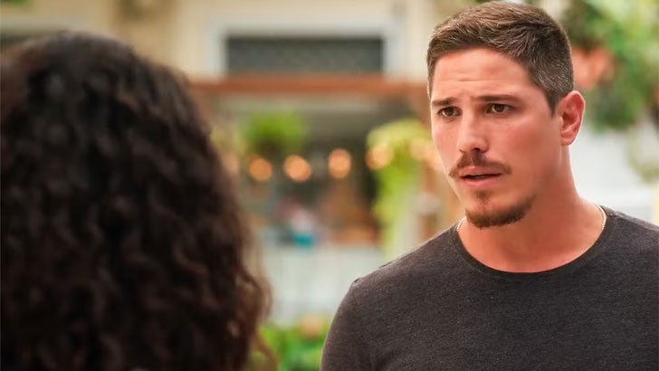 Fuzuê: Julião rouba biojoias de Luna a pedido de Preciosa Foto em Fuzuê: Julião rouba biojoias de Luna