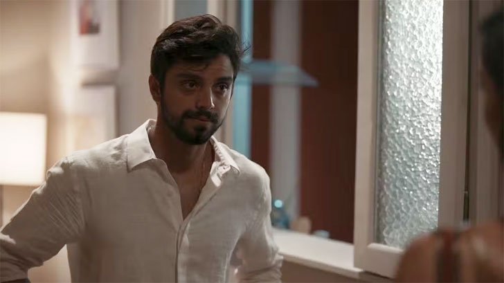 Foto em Renascer: Venâncio diz para Eliana