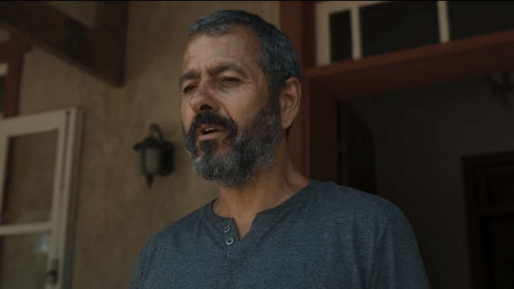 Renascer: José Inocêncio não encontra facão aos pés do jequitibá Foto em Renascer: José Inocêncio