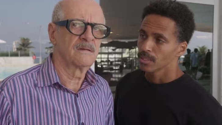 Elas por Elas: Sérgio entrega Helena para salvar Isis Foto em Elas por Elas: Sérgio entrega Helena...