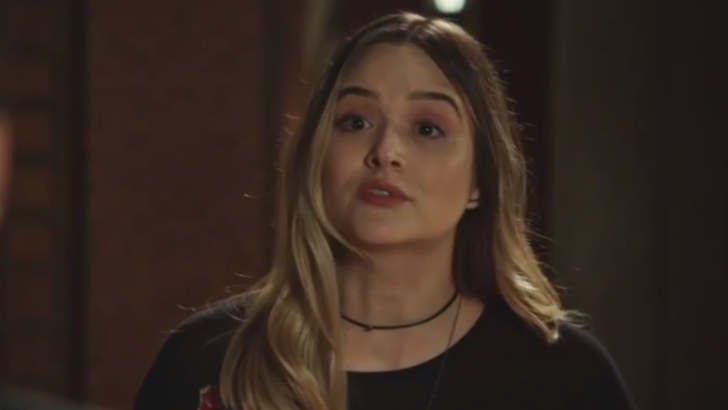 (Foto: TV Globo/Família é Tudo) Foto em Família é Tudo: A polícia intima Electra