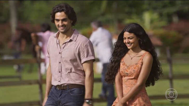 No Rancho Fundo: Artur pede a mão de Quinota em namoro Foto em No Rancho Fundo: Artur pede