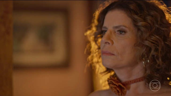 Foto em Rancho Fundo: Deodora seduz