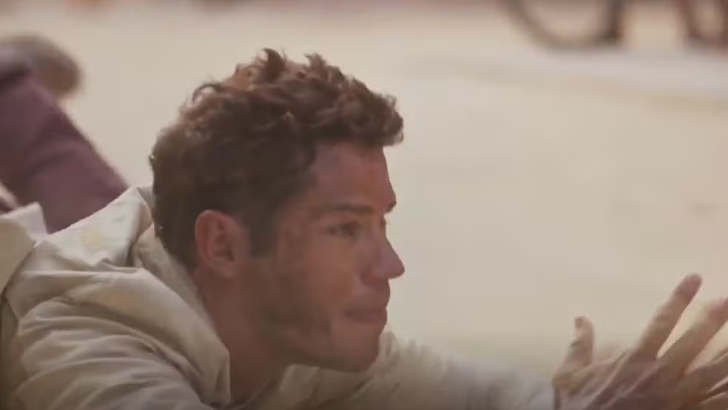 Foto em No Rancho Fundo: Marcelo é arrastado