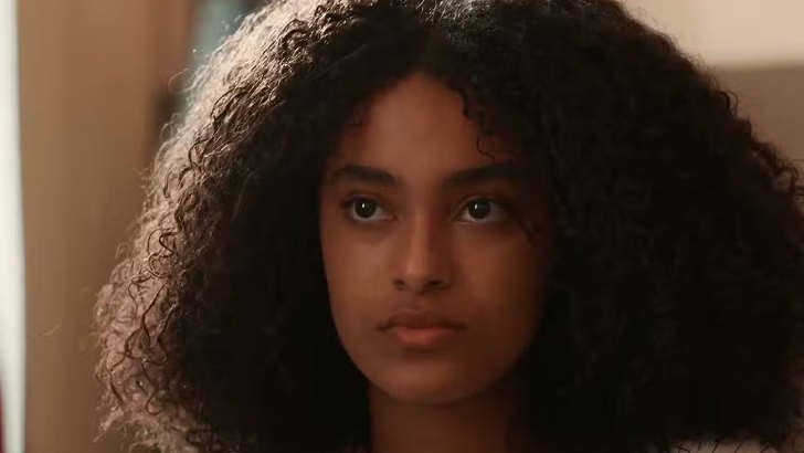 (Foto: TV Globo/Renascer) Foto em Renascer: Teca arma fuga