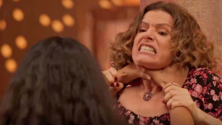 (Foto: TV Globo/No Rancho Fundo) Foto em No Rancho Fundo: Quinota invade