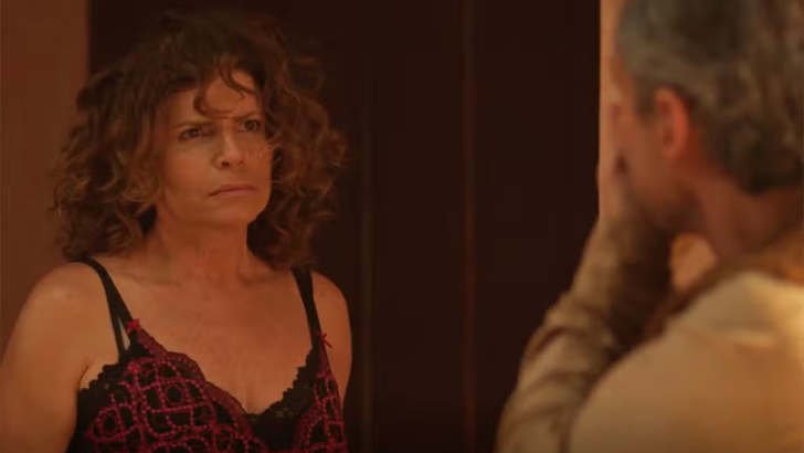 No Rancho Fundo: Deodora dá tapa na cara de Seu Tico Leonel Foto em No Rancho Fundo: Deodora dá tapa