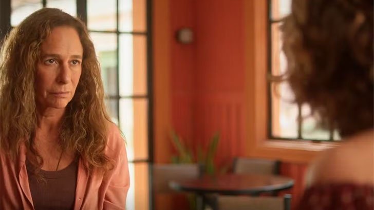 No Rancho Fundo: Zefa aceita jantar com Deodora e Ariosto Foto em No Rancho Fundo: Zefa aceita