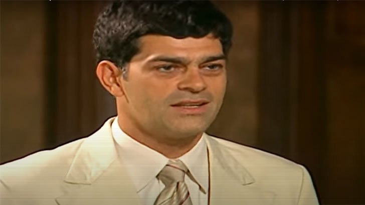 (Foto: Reprodução/TV Globo/Alma Gêmea) Foto em Alma Gêmea: Rafael diz a Serena