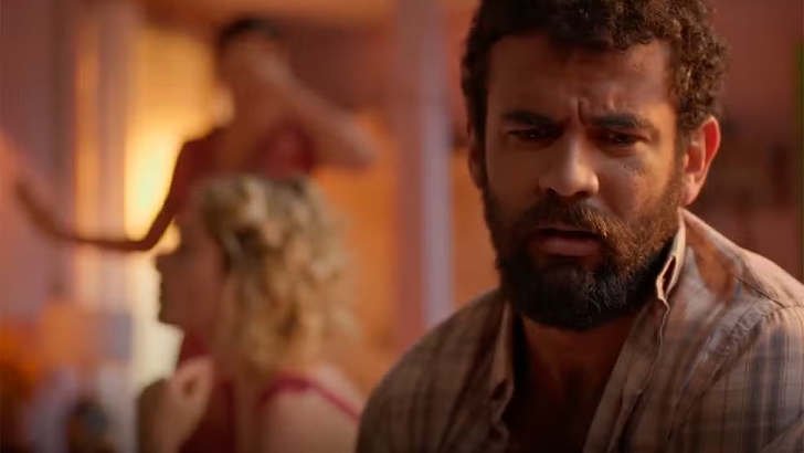 No Rancho Fundo: Blandina atrai Zé Beltino e tenta outra vez consumar o casamento Foto em No Rancho Fundo: Blandina atrai Zé