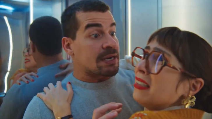 Foto em Família é Tudo: Júpiter é esfaqueado