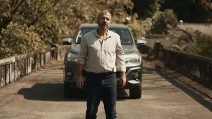 (Foto: TV Globo/Renascer) foto em Renascer: Inocêncio larga tudo