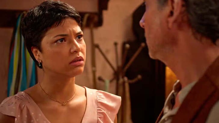 No Rancho Fundo: Tico Leonel quase entrega segredo para Margaridinha Foto em No Rancho Fundo: Tico...