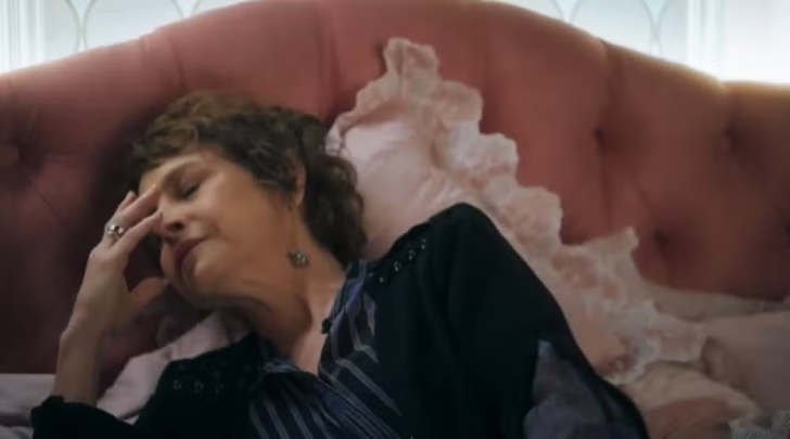 Foto em Volta por Cima: Joyce sofre