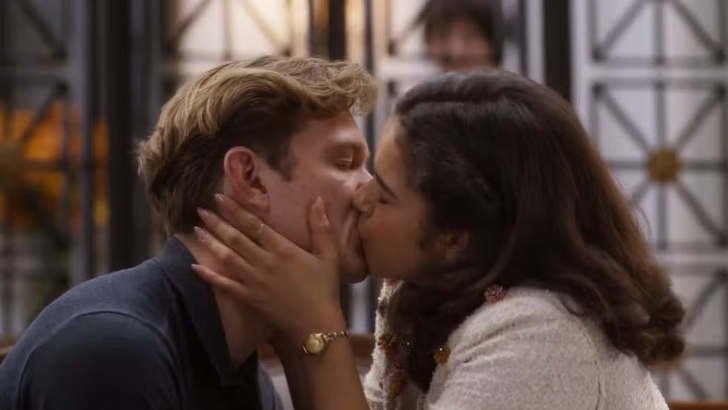 Foto em Garota do Momento: O triângulo...