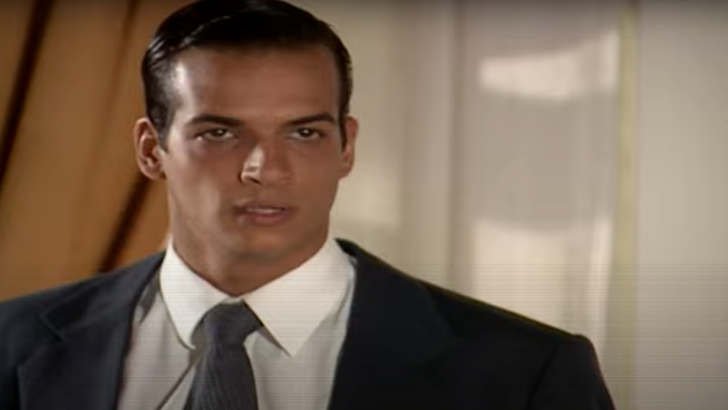 Foto emAlma Gêmea: Ivan popõe