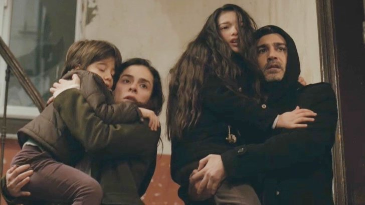 Foto em Força de Mulher: Sarp chega de surpresa