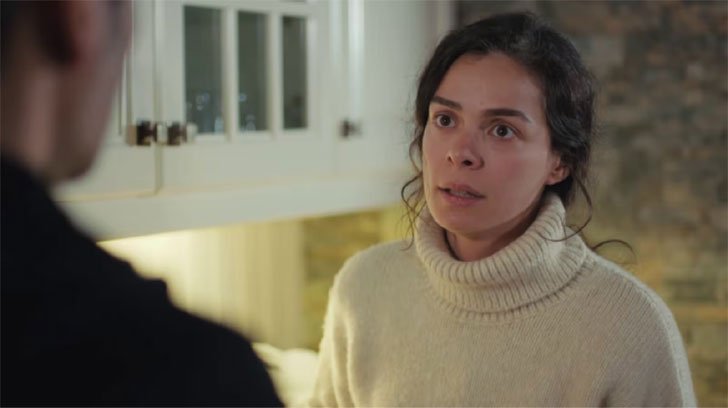 (Foto: Record TV/Força de Mulher) Foto em Força de Mulher: Sarp e Bahar discutem