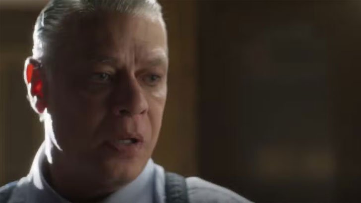 (Foto: Globo/Garota do Momento) Foto em Garota do Momento: Flora/Isabel cai desacordada