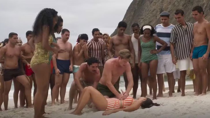 Foto em Garota do Momento: Bia se afoga