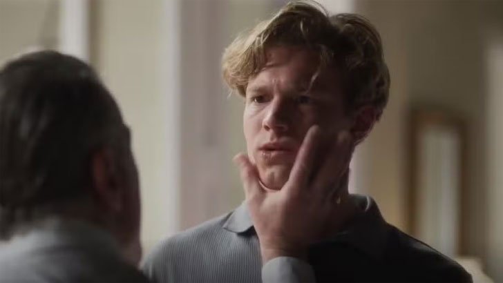 Foto em Garota do Momento: Beto leva surra