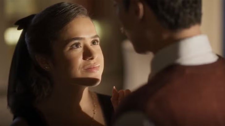 Foto em Garota do Momento: Bia seduz Ronaldo