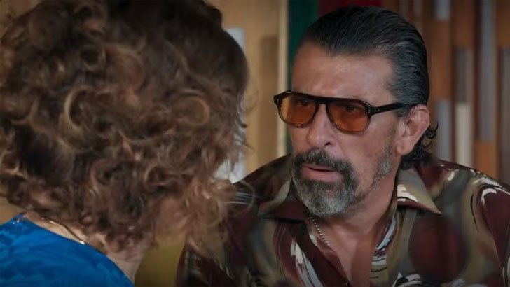 Volta por Cima: Osmar questiona Violeta sobre morte do ex-marido dela Foto em Volta por Cima: Osmar questiona Violeta