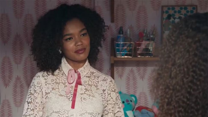 Volta por Cima: Tati provoca internação da mãe em estado grave Foto em Volta por Cima: Tati provoca internação