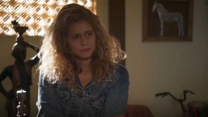 Volta por Cima: Roxelle entra no jogo de Gerson e finge arrependimento Foto em Volta por Cima: Roxelle entra no jogo