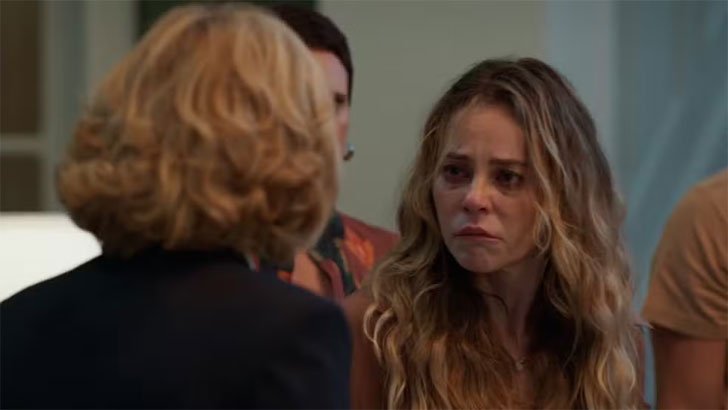 Foto em Vale Tudo: Odete e Heleninha Roitman têm embate...