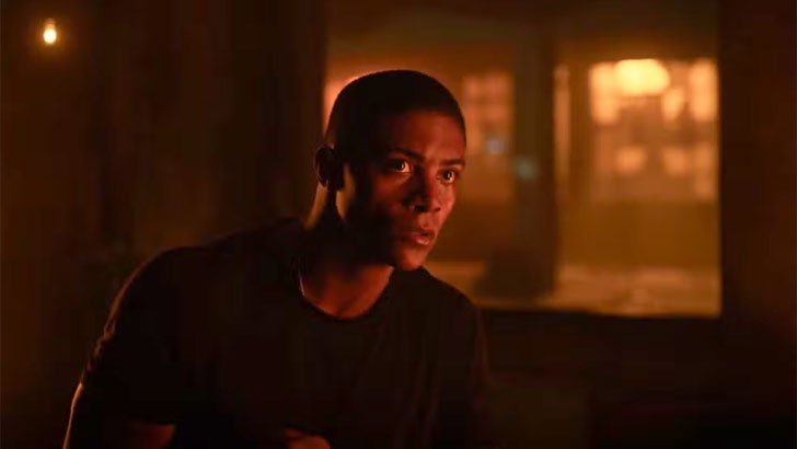 Foto em Dona de Mim: Marlon desarma bandido