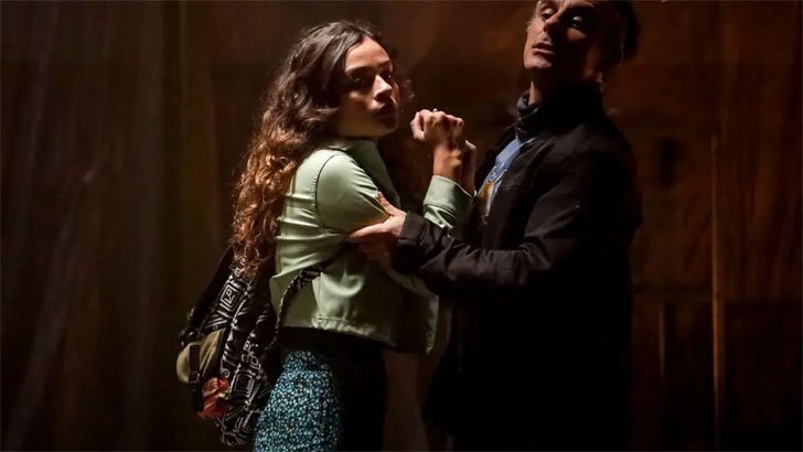 Foto em Sangue Oculto: Elsa e Vasyl são capturados