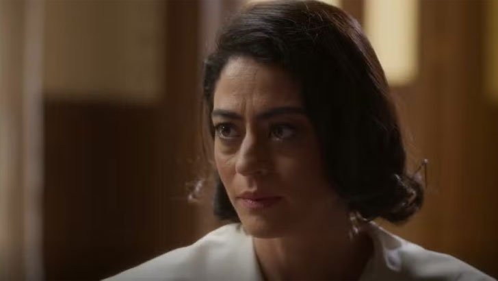 Garota do Momento: Clarice envia carta anônima à polícia com paradeiro do corpo de Valéria Foto em Garota do Momento: Clarice envia carta anônima