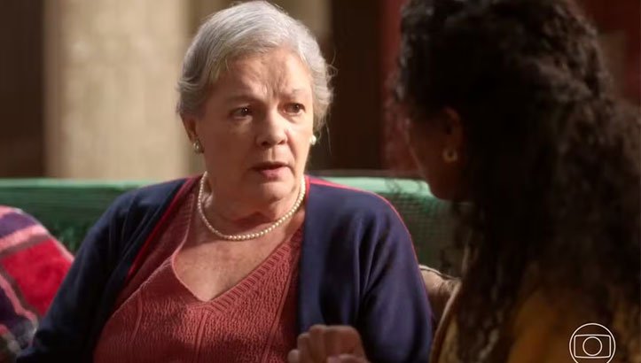 Garota do Momento: Dona Arlete perde a paciência com Juliano Foto em Garota do Momento: Dona Arlete perde a paciência com Juliano