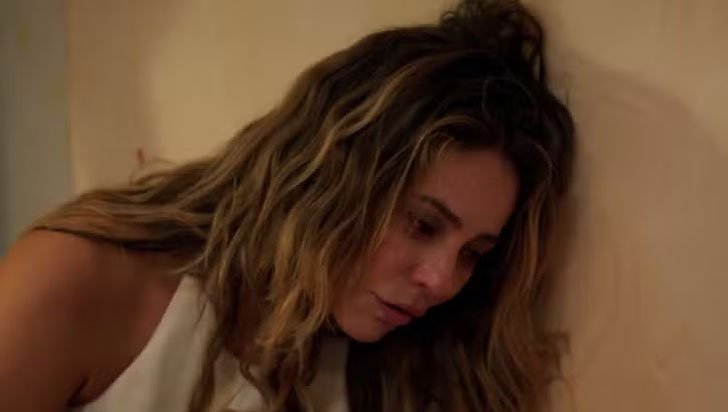 (Foto: TV Globo/Vale Tudo) Foto em Vale Tudo: Celina e Odete encontram Heleninha embriagada