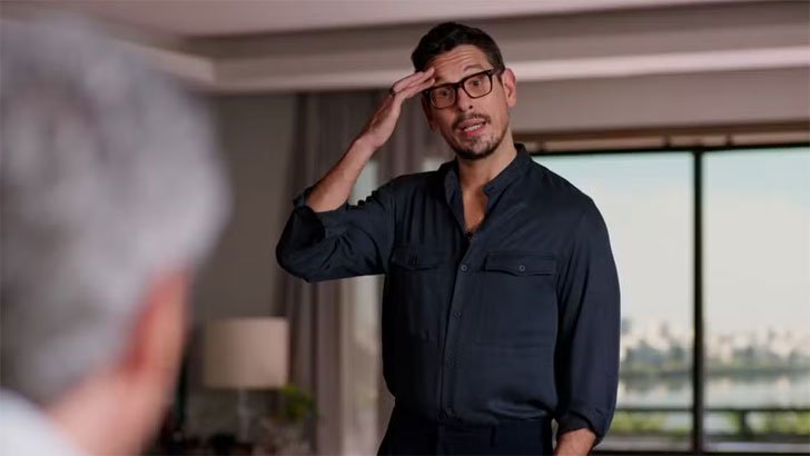 (Foto: TV Globo/Vale Tudo) Foto em Vale Tudo: Renato encontra Leila e Marco Aurélio juntos