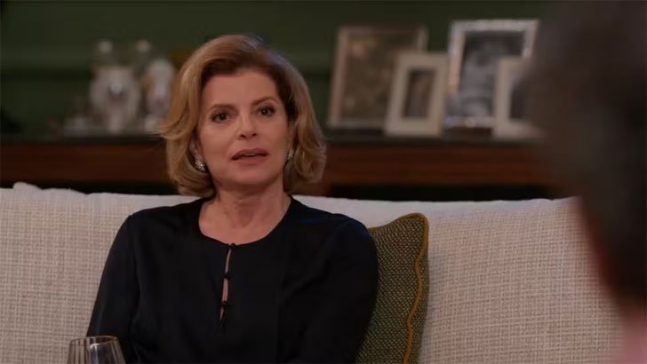 Foto em Vale Tudo: Odete Roitman troca farpas com namorado de Celina