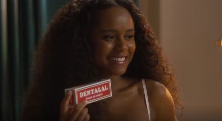 Garota do Momento: Raimundo surpreende Beatriz com proposta de trabalho Foto em Garota do Momento: Raimundo surpreende Beatriz com proposta de trabalho