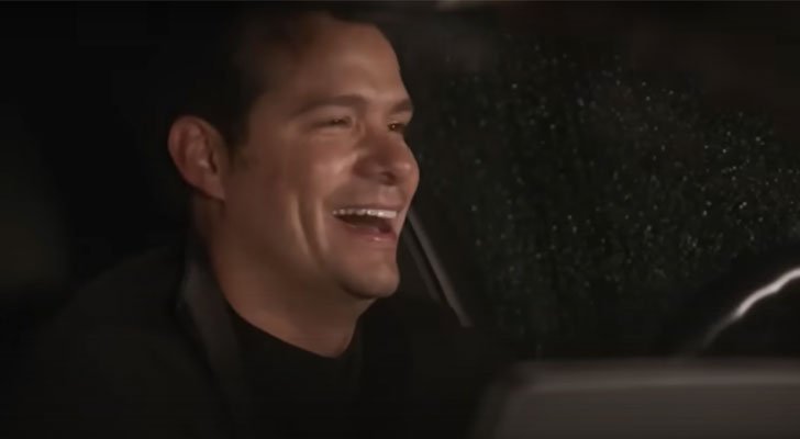 (Foto: Televisa/SBT/As Filhas da Senhora Garcia) Foto em As Filhas da Senhora Garcia: Sangue de Mar salva a vida de Arturo