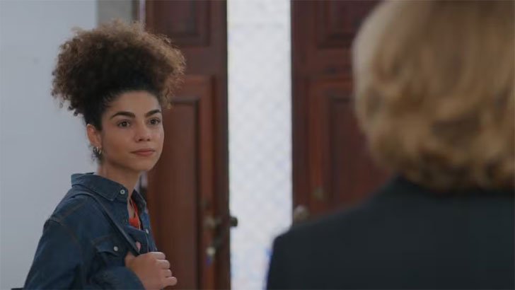 (Foto: TV Globo/Vale Tudo) Foto em Vale Tudo: Heleninha apresenta Ana Clara para Odete