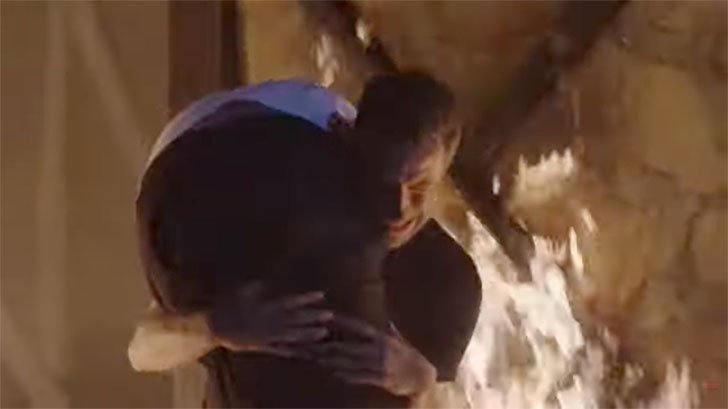 Cruel Istambul: Cenk resgata Nedim preso em incêndio