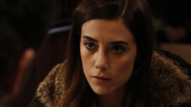 Foto em Mãe: Zeynep é chantageada por Ali