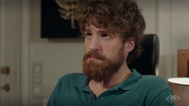 Foto em Cruel Istambul: Nedimdecide retomar a fisioterapia