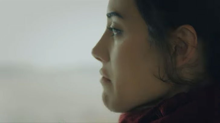 Foto em Mãe: Zeynep se depara com tragédia envolvendo Sule, Cengiz e Melek