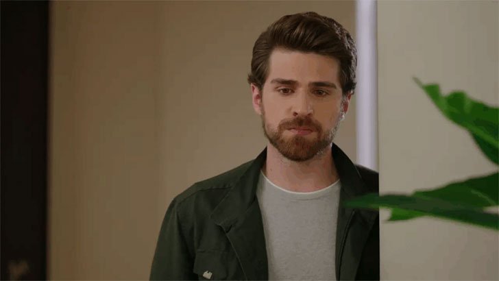 (Foto: Reprodução/Band/Cruel Istambul) Foto em Cruel Istambul: Nedim inicia cobrança dos seus bens