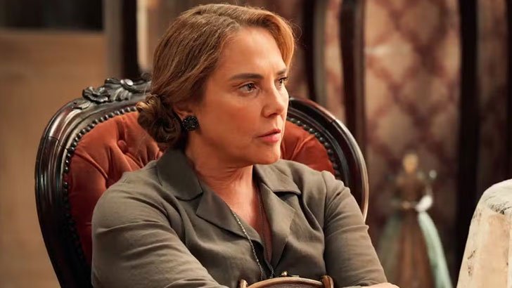 (Foto: TV Globo/Êta Mundo Melhor!) Foto em Em Êta Mundo Melhor!: Zulma surta ao saber que Candinho encontrou o filho